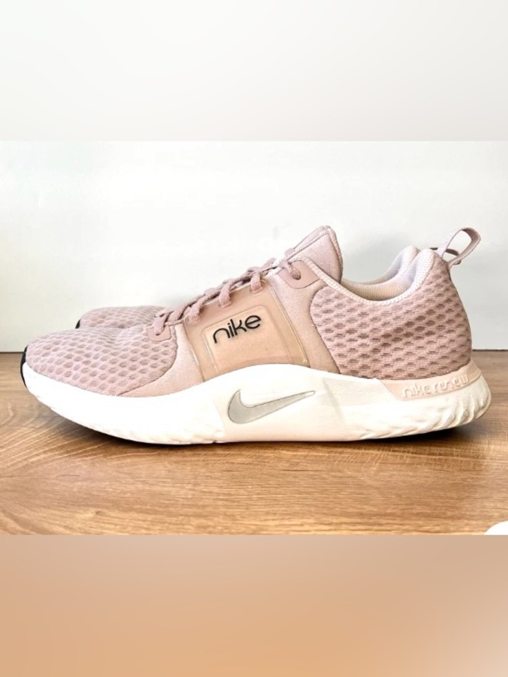 Nike Women’s Mauve Rose Renew TR 10 Training Sneakers